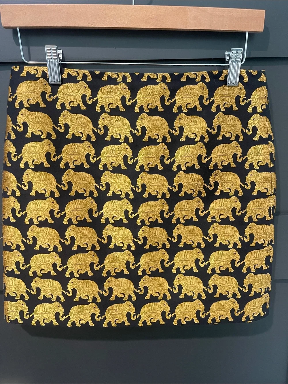 J.Crew Elephant Parade Black And Gold Metallic Jacquard Mini Skirt Size 00